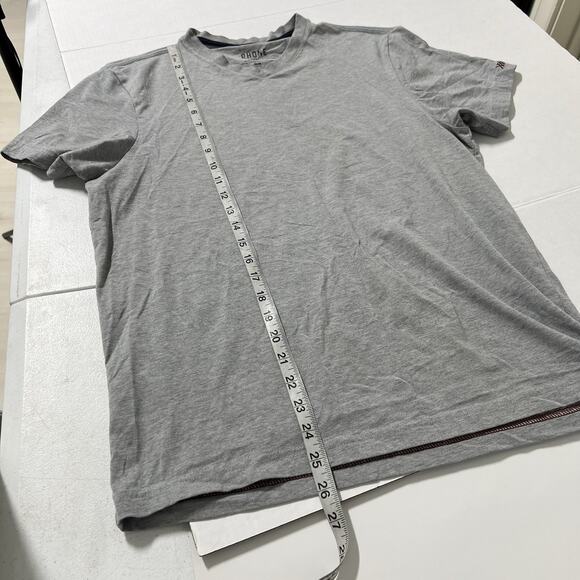 Rhone Men's V-Neck Tee T-Shirt Size Medium Gray Pima Cotton Peru - Picture 9 of 10